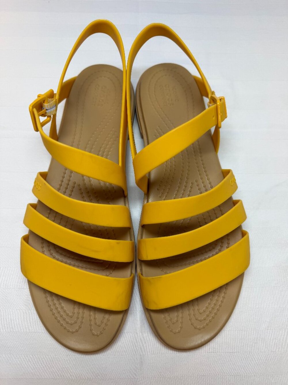 Crocs Tulum Sandal Women's 11 Yellow Strappy Buckle Matlite Flat Comfort